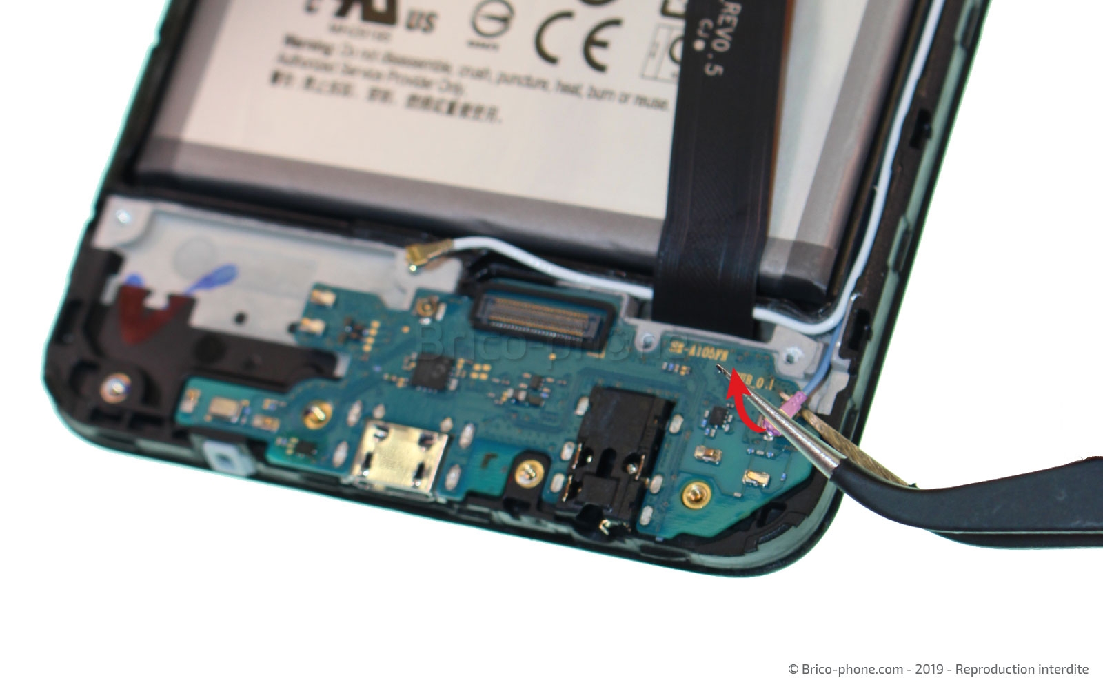 Changement du connecteur de charge  sur Galaxy A10 photo 2